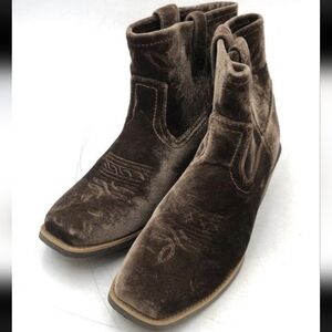 Justin Boots Women's Gypsy Brown Velvet Wrstern Ankle Boots